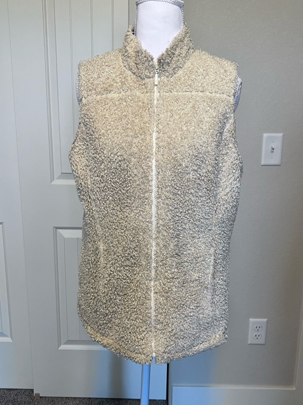 J Jill Cozy Cream Sherpa Zip-Up Vest Pockets Sz Small